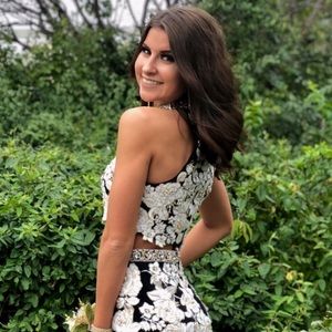 Meet your Posher, Faith